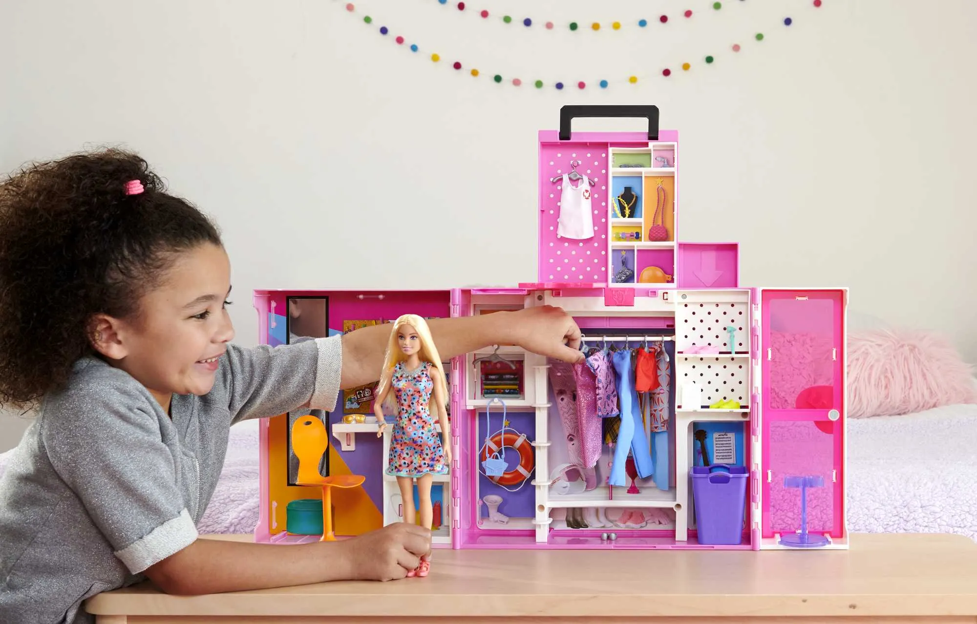 Barbie Dream Closet Doll And Playset