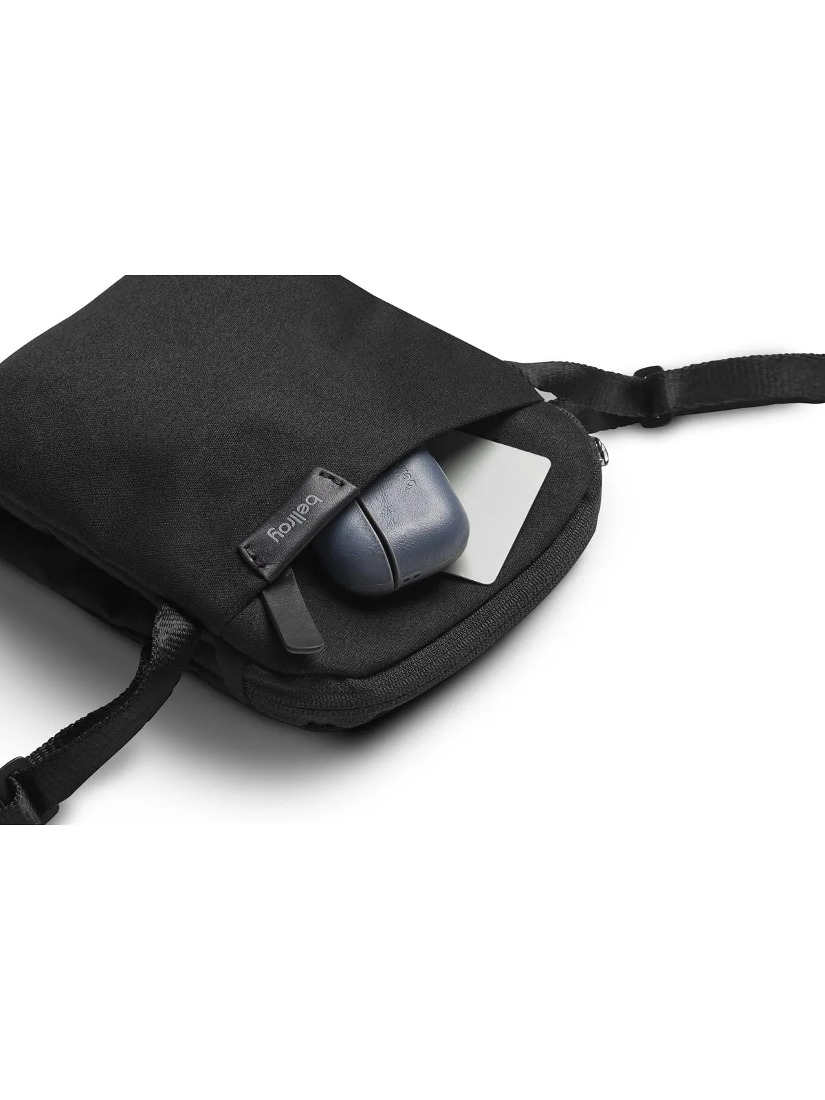 Bellroy City Pouch Melbourne Black