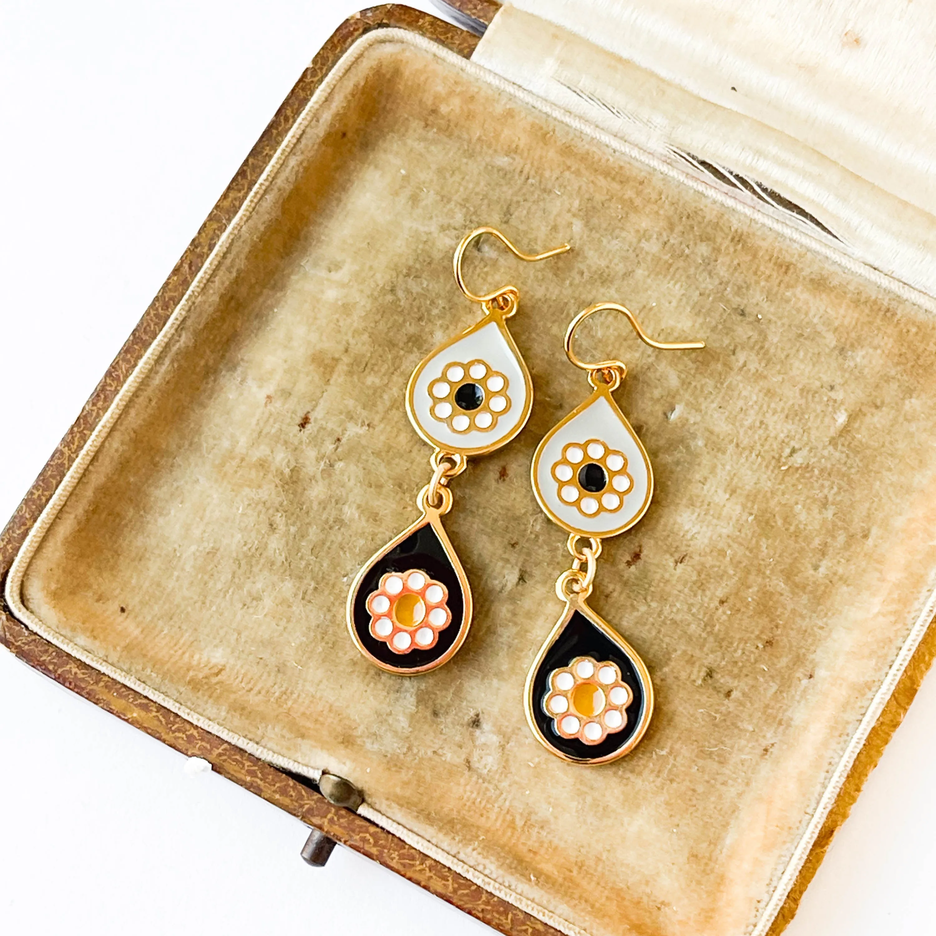 Black and Grey Flower Boho Earrings - WS