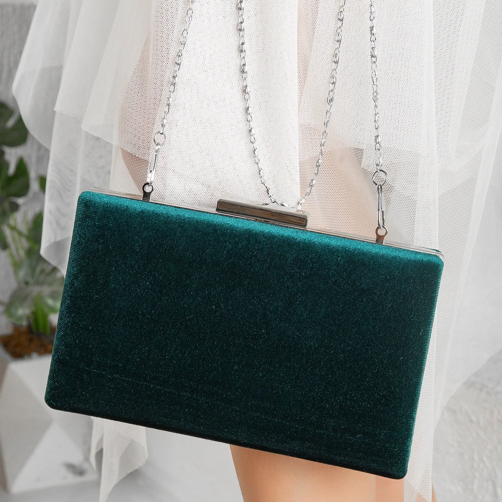 Clara - Green Velvet Clutch